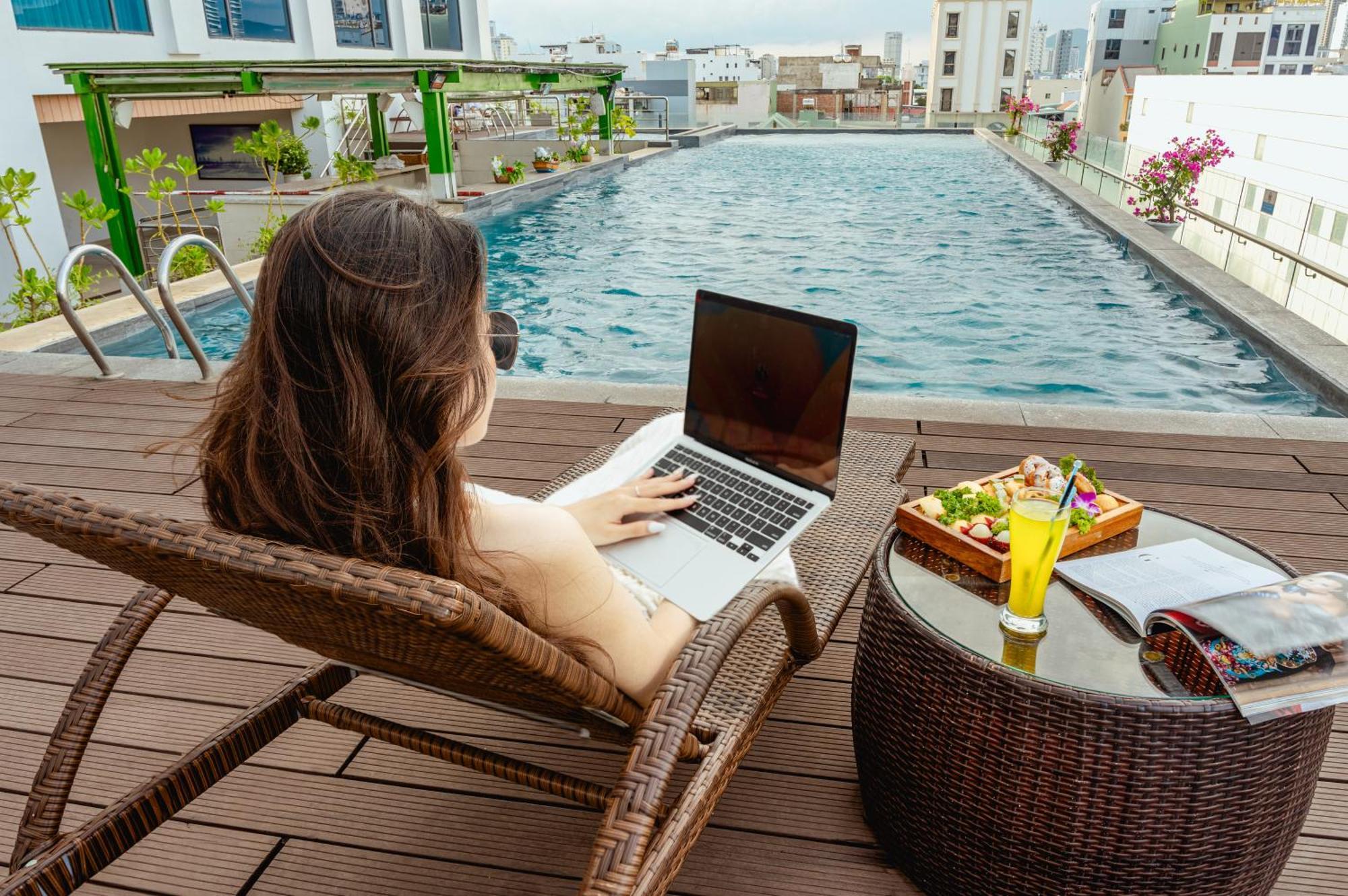 होटल Royal Lotus Hotel Danang 4*